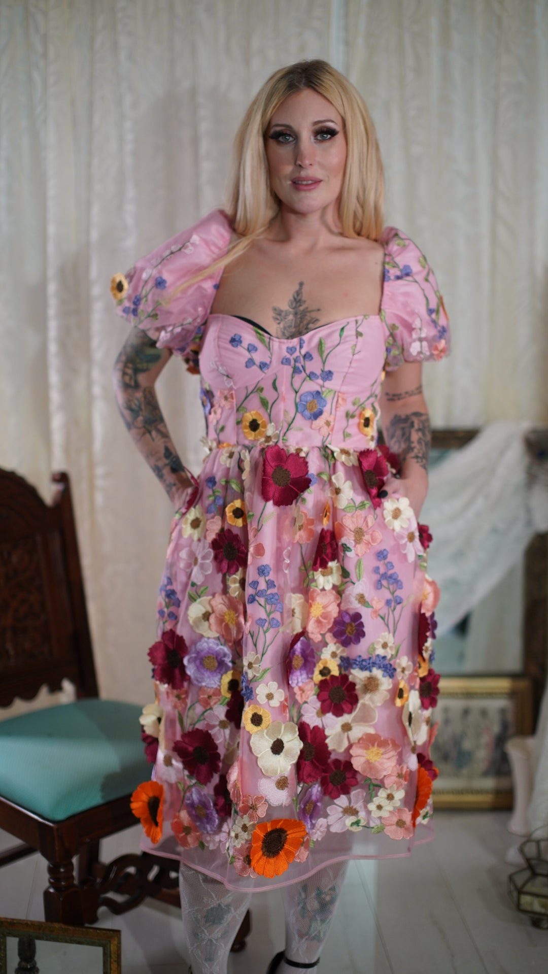 Coquette Aesthetic Outfits: How to Dress Soft, Feminine & Confident